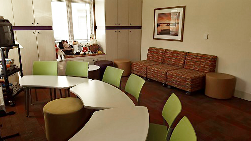 OHLC Stanley C. and Flo K. Gault Inpatient Pavilion Family Lounge