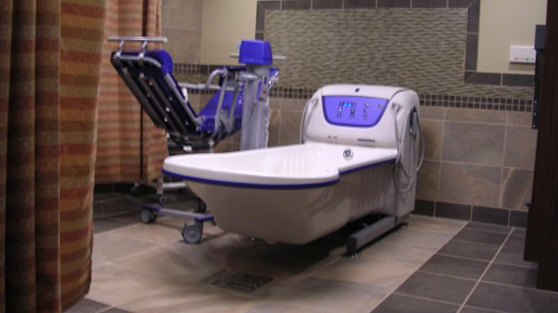 OHLC Stanley C. and Flo K. Gault Inpatient Pavilion Spa Tub